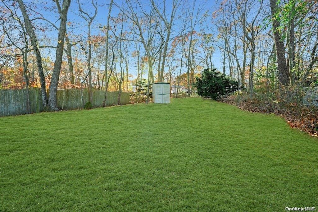Single Family Birch Hollow  Suffolk County, NY 11967, MLS-L3591859-20
