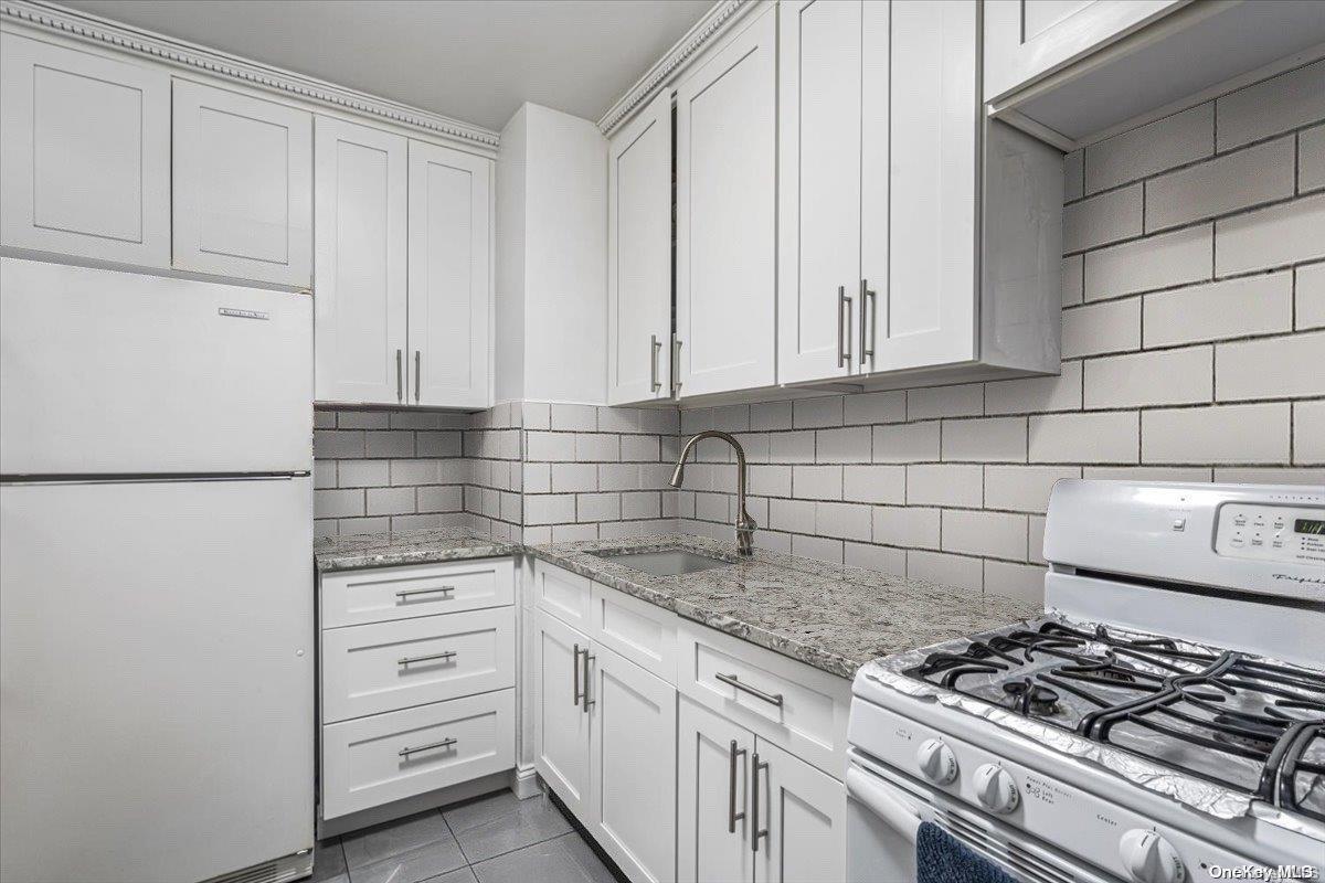 Coop 97th St  Queens, NY 11374, MLS-L3591990-4