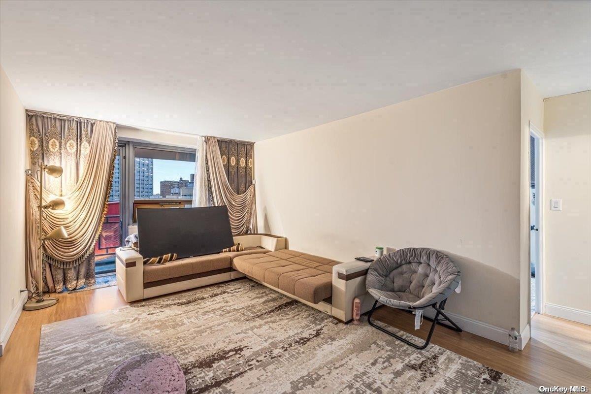 Coop 97th St  Queens, NY 11374, MLS-L3591990-8