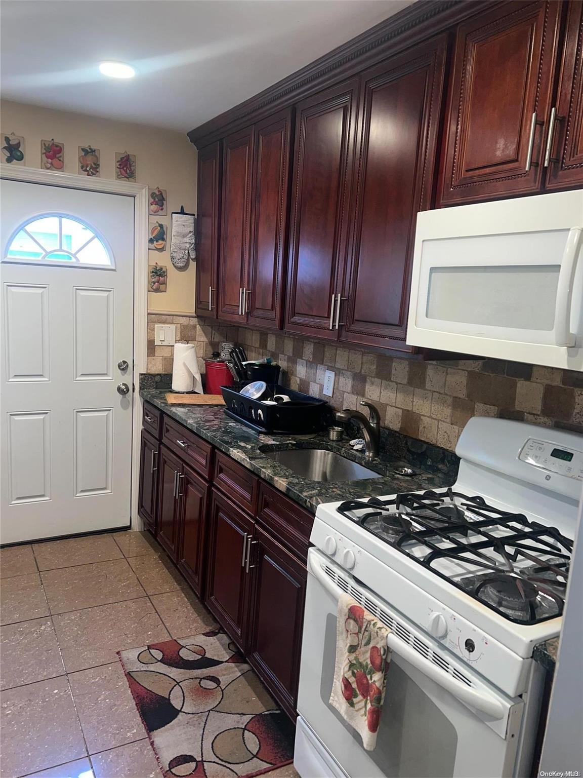Single Family 145th  Queens, NY 11413, MLS-L3592007-7