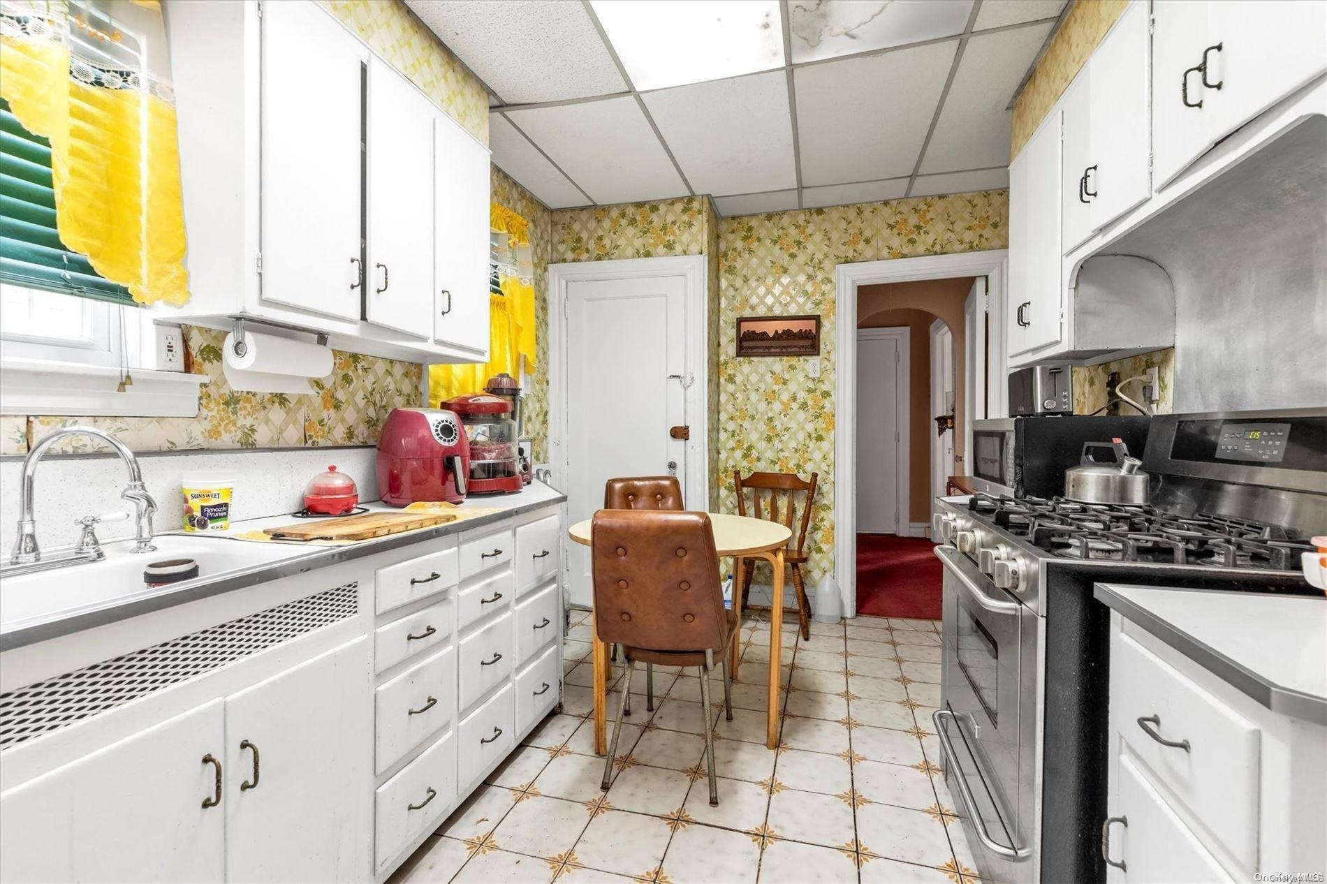 Single Family 114th  Queens, NY 11412, MLS-L3592078-7