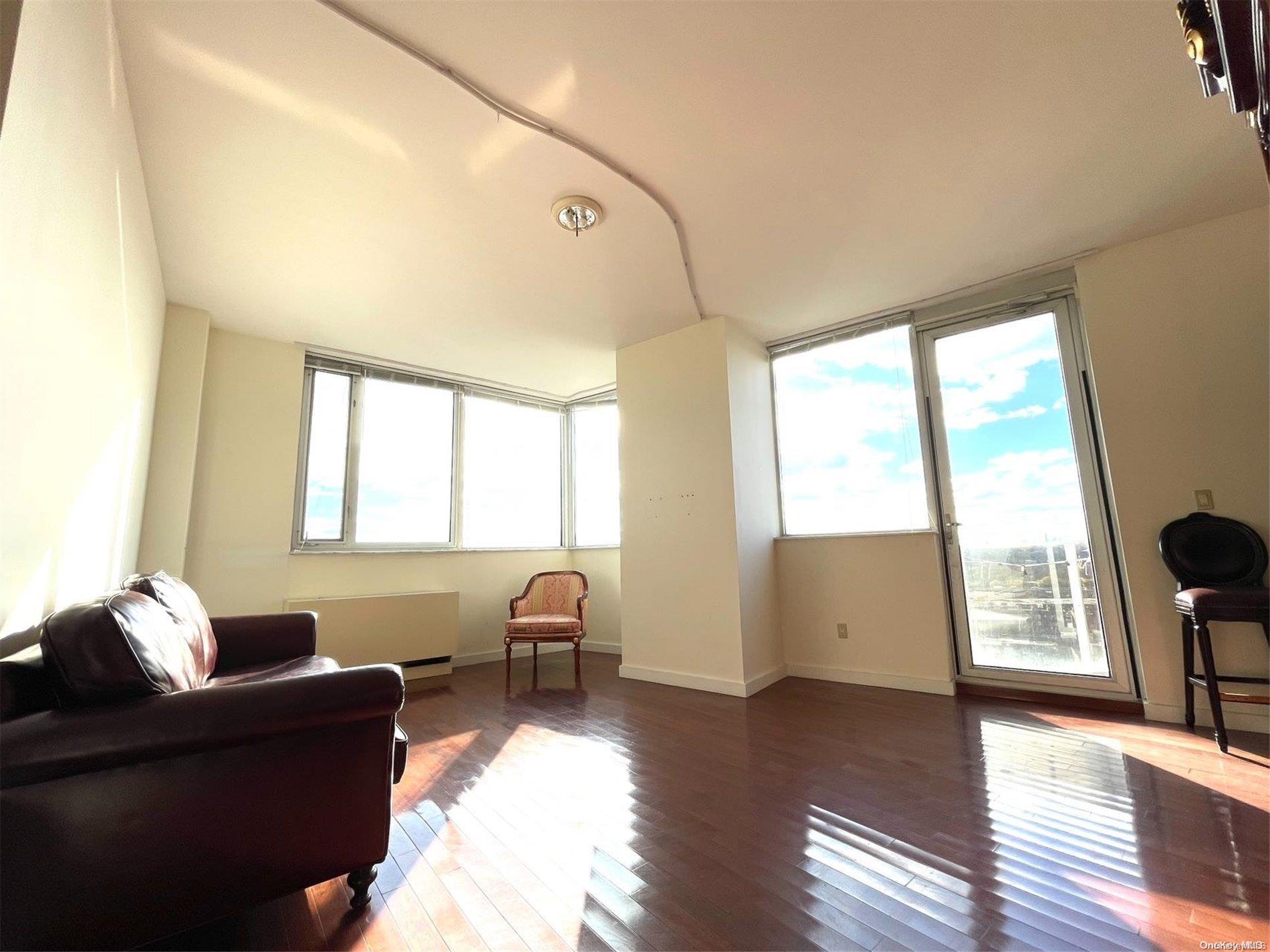 Apartment Sanford  Queens, NY 11355, MLS-L3592143-2
