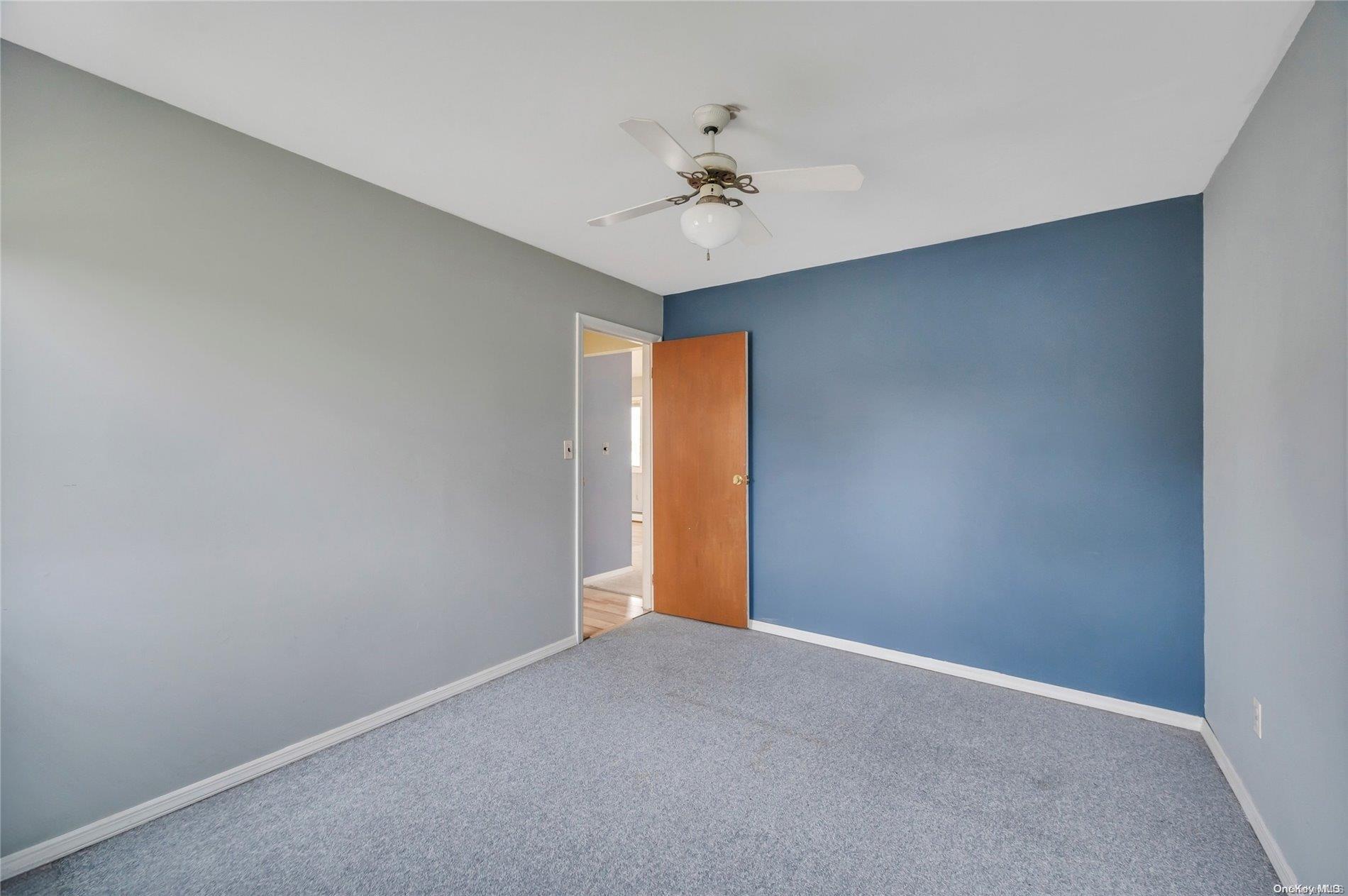 Single Family 2nd  Suffolk County, NY 11779, MLS-L3592194-30