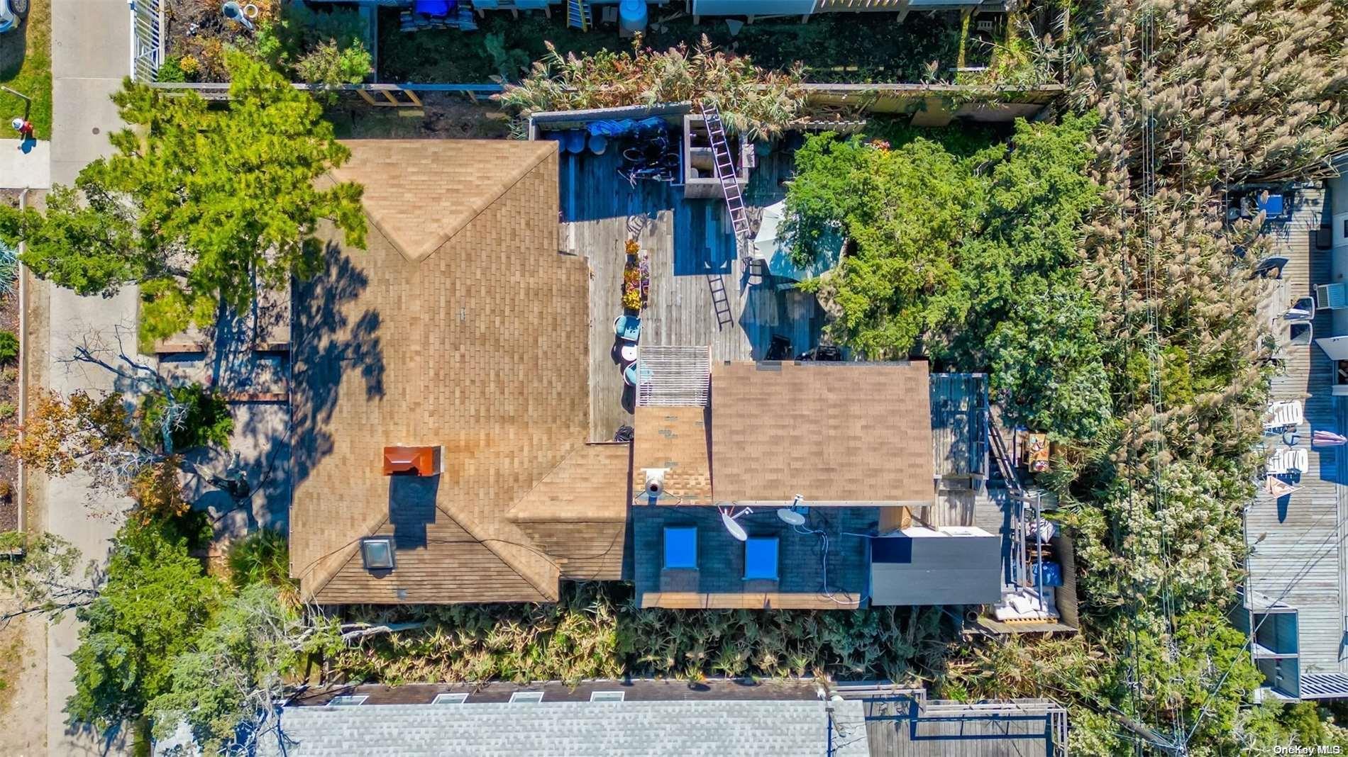 Single Family Ocean Breeeze  Suffolk County, NY 11770, MLS-L3592370-23