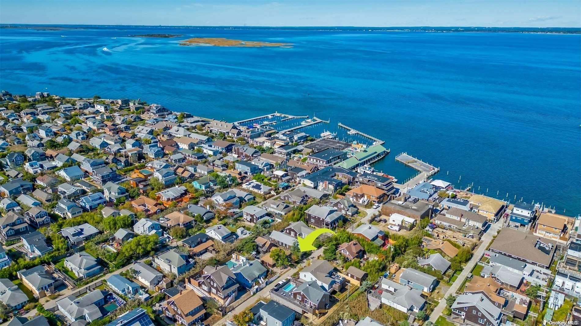 Single Family Ocean Breeeze  Suffolk County, NY 11770, MLS-L3592370-24