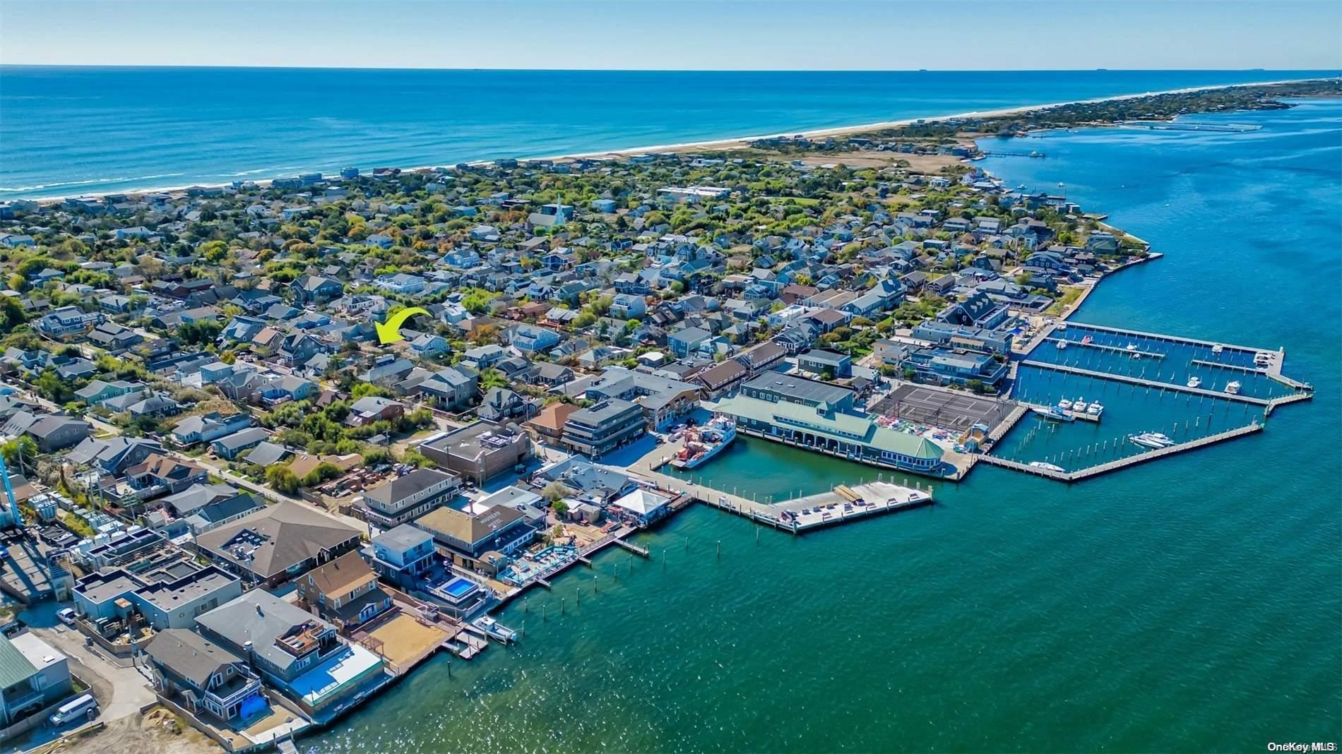 Single Family Ocean Breeeze  Suffolk County, NY 11770, MLS-L3592370-25
