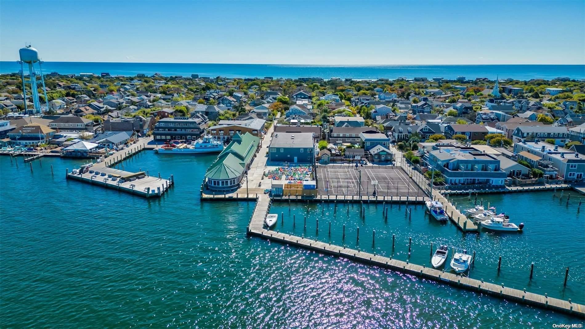 Single Family Ocean Breeeze  Suffolk County, NY 11770, MLS-L3592370-26
