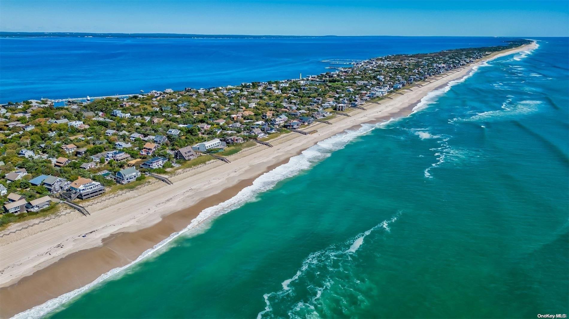 Single Family Ocean Breeeze  Suffolk County, NY 11770, MLS-L3592370-31