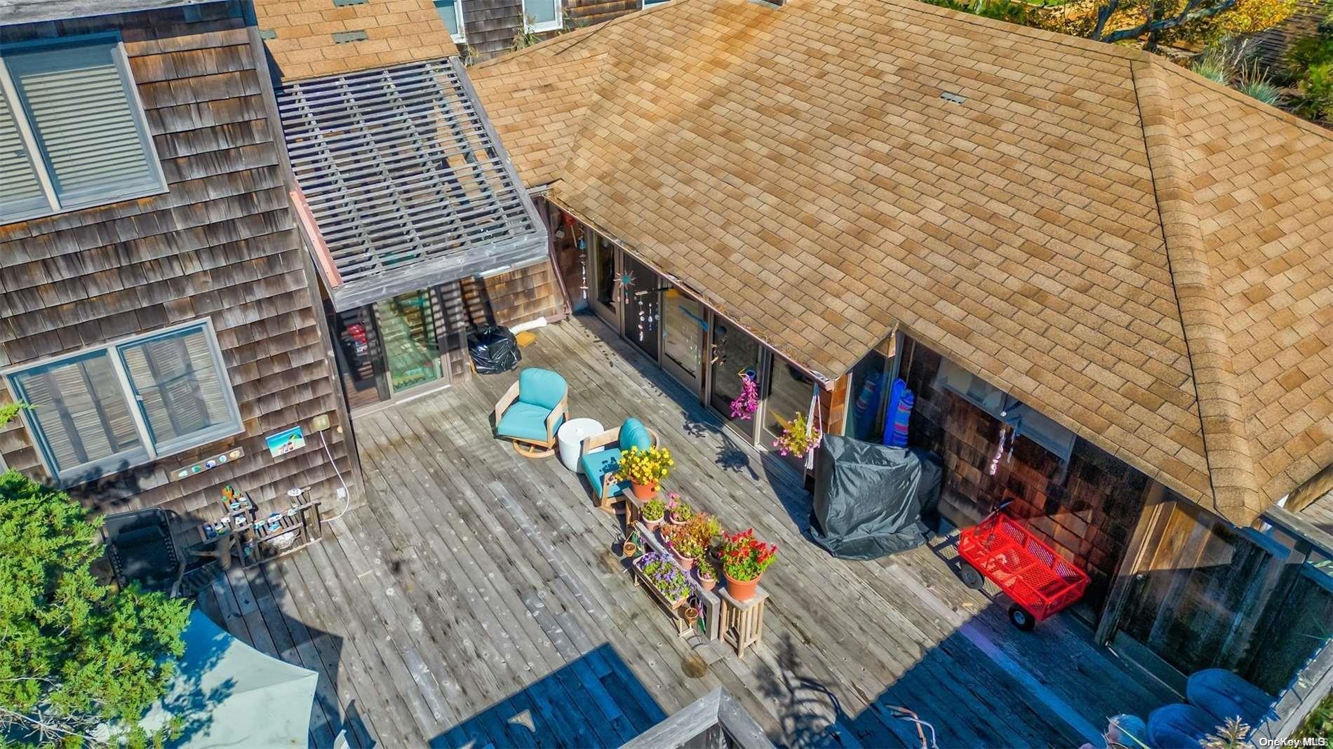 Single Family Ocean Breeeze  Suffolk County, NY 11770, MLS-L3592370-34