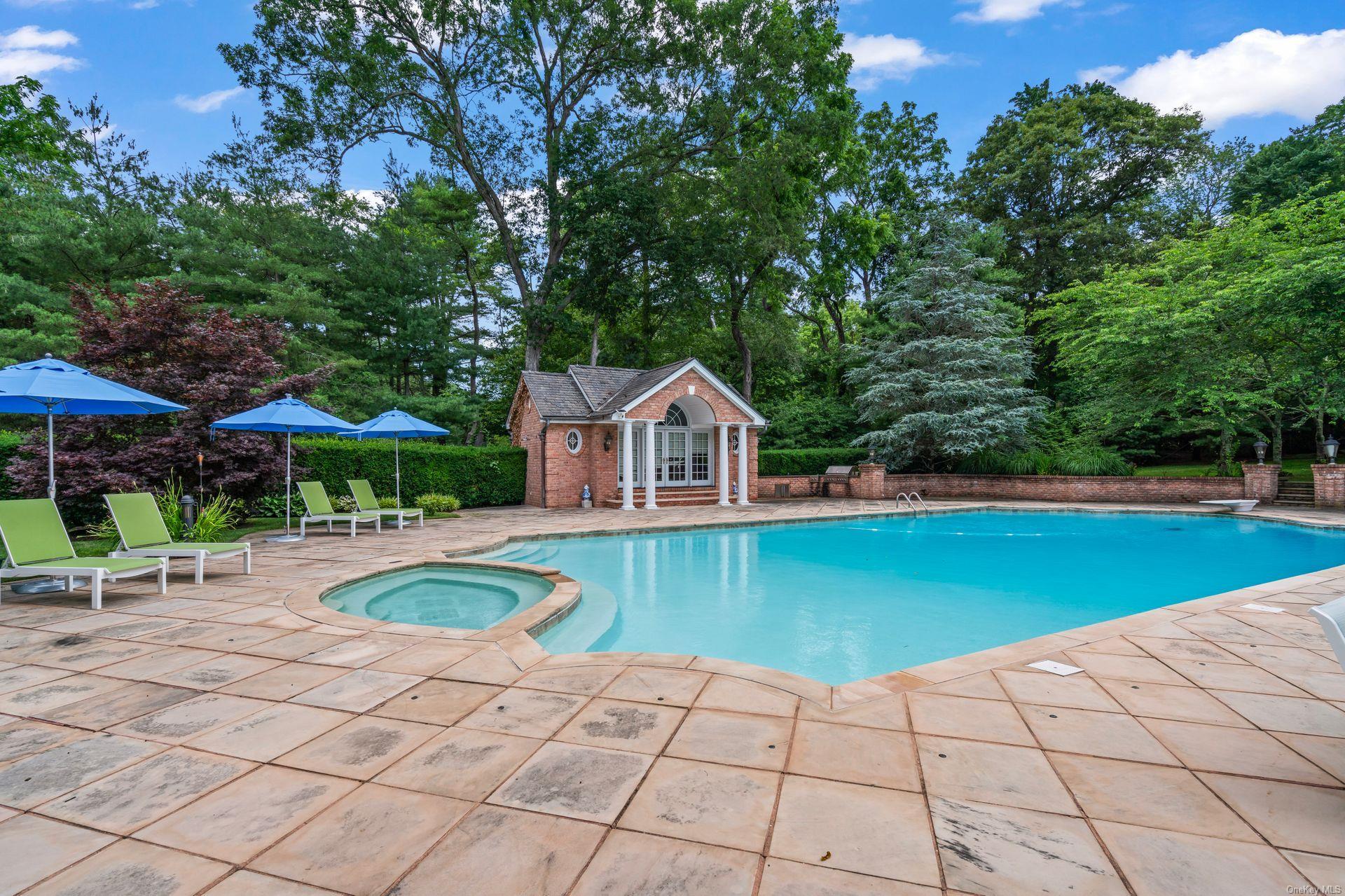 Single Family Chicken Valley Nassau County, NY 11560, MLS-L3592389-44