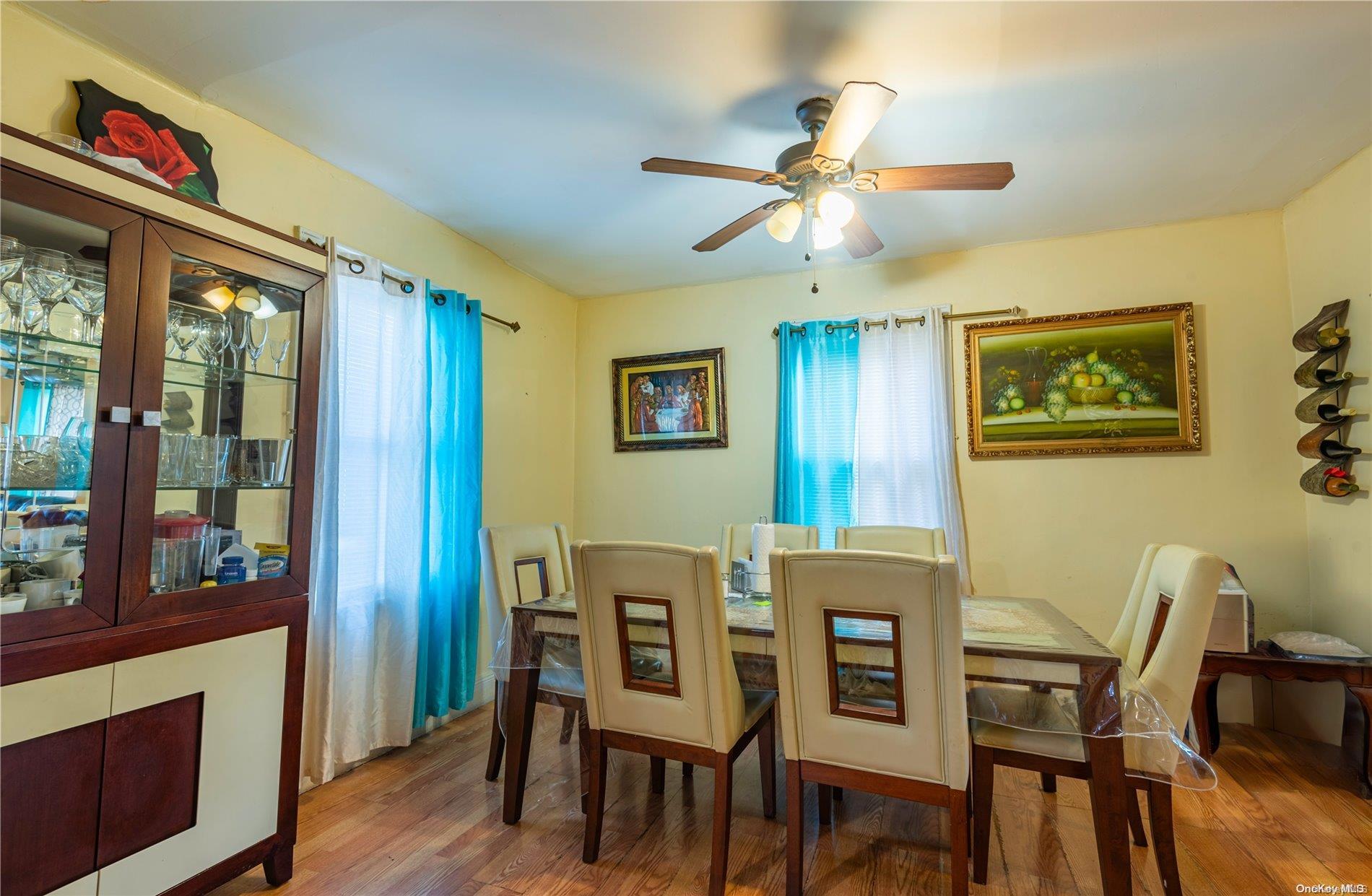 Single Family Yale  Nassau County, NY 11550, MLS-L3592402-9
