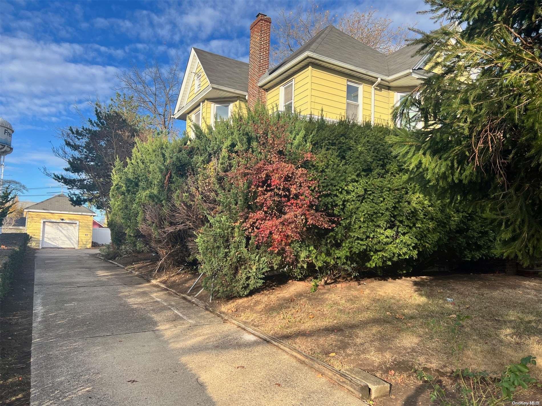 Single Family Pine  Nassau County, NY 11520, MLS-L3592458-19