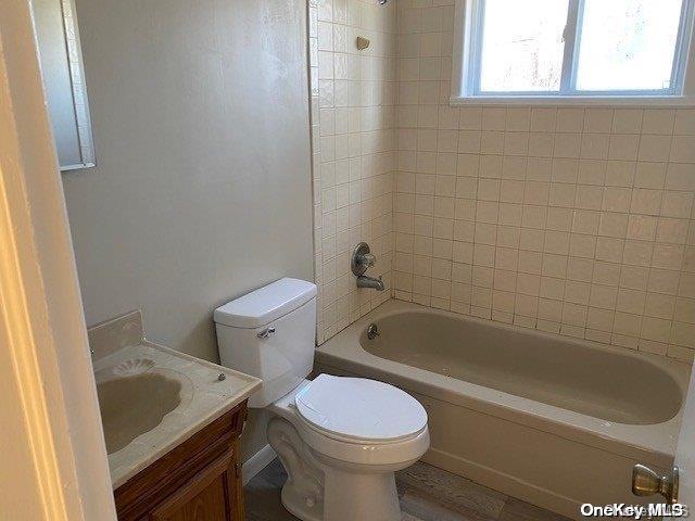 Single Family Appletree  Ulster County, NY 12477, MLS-L3592512-2