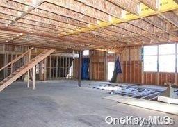 Single Family Bayberry  Suffolk County, NY 11751, MLS-L3592552-10