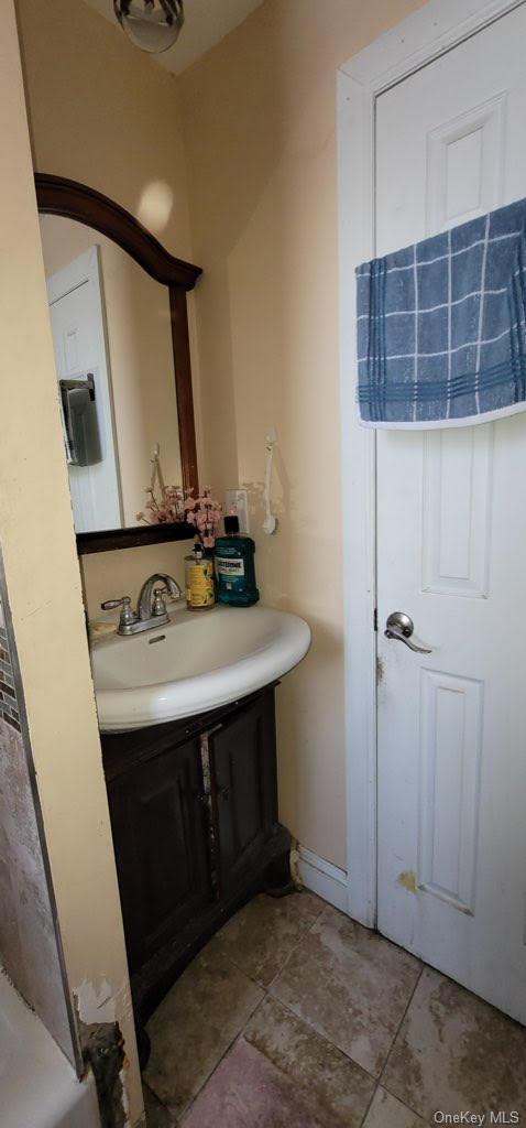 Single Family Metropolitan Ave  Queens, NY 11374, MLS-L3592590-6