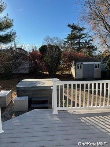 Single Family Dakota  Nassau County, NY 11801, MLS-L3592871-12
