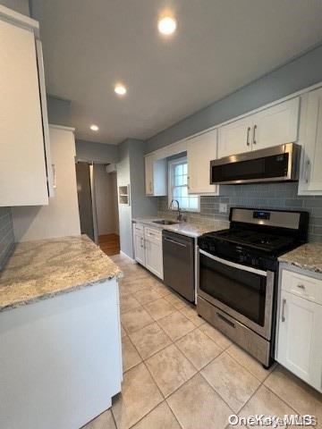 Single Family Dakota  Nassau County, NY 11801, MLS-L3592871-4