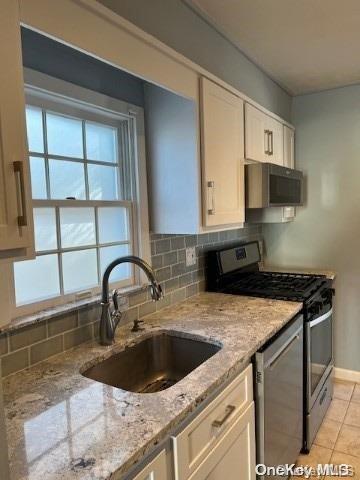 Single Family Dakota  Nassau County, NY 11801, MLS-L3592871-5