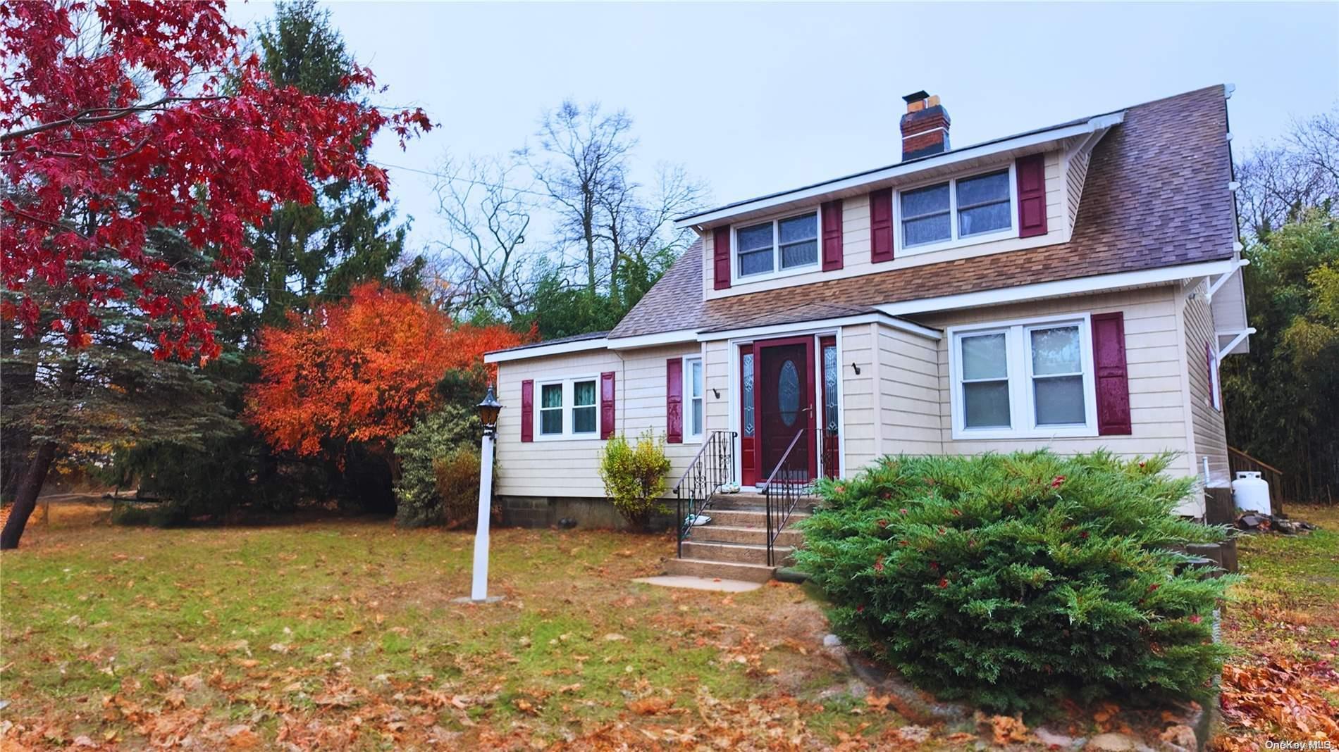 Single Family Whittier  Suffolk County, NY 11951, MLS-L3592902-3