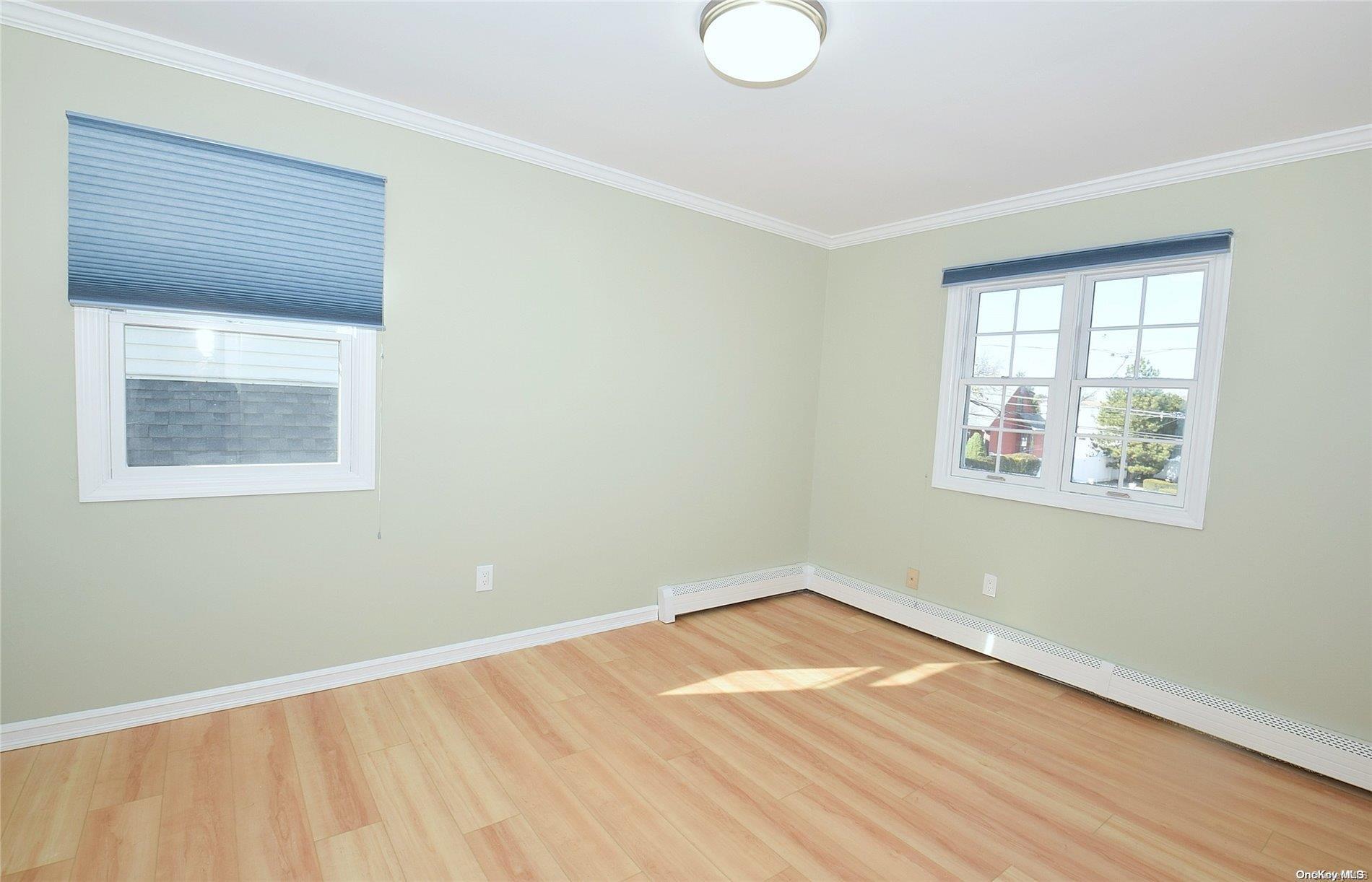 Single Family Mckinley  Nassau County, NY 11510, MLS-L3592924-16
