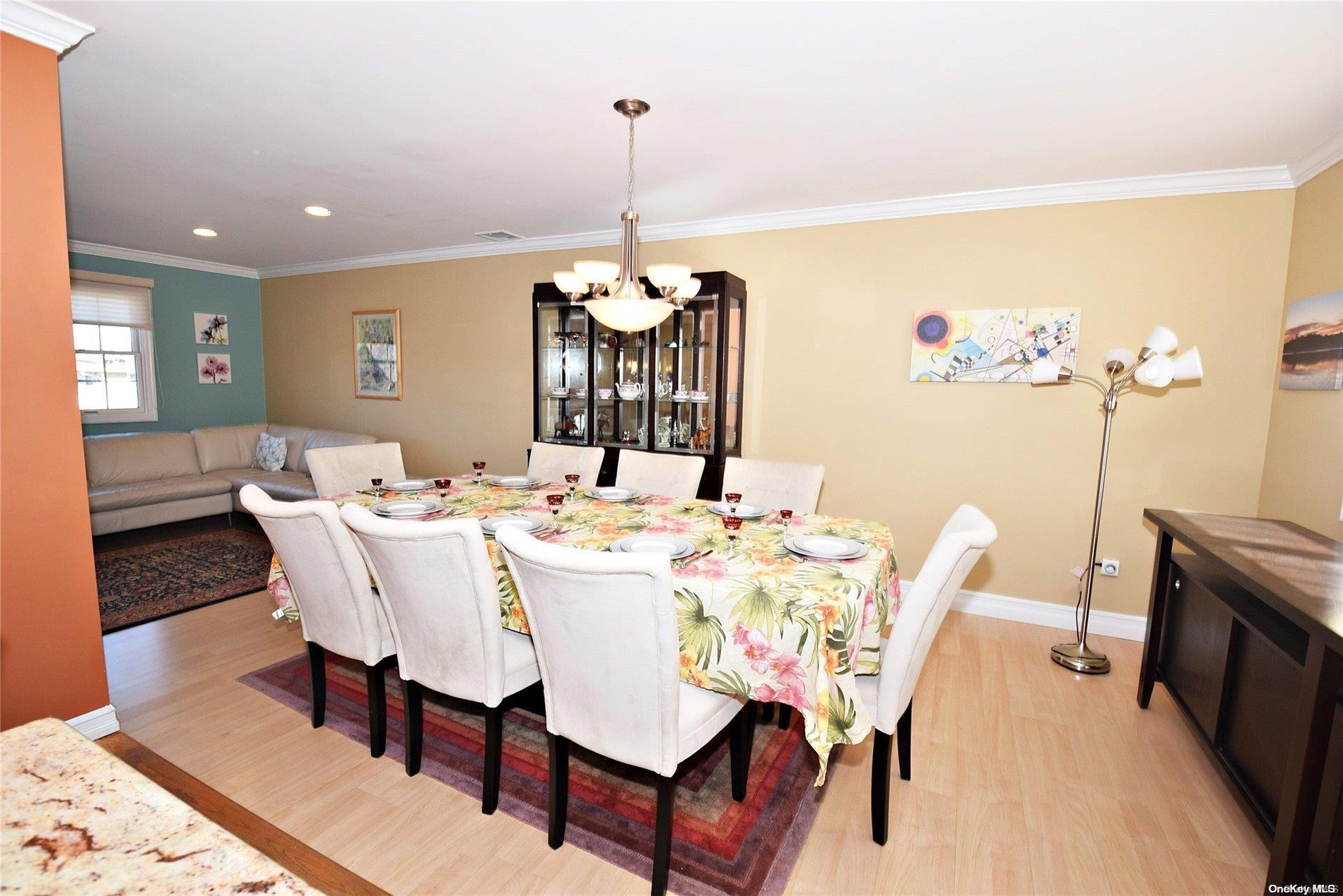 Single Family Mckinley  Nassau County, NY 11510, MLS-L3592924-8