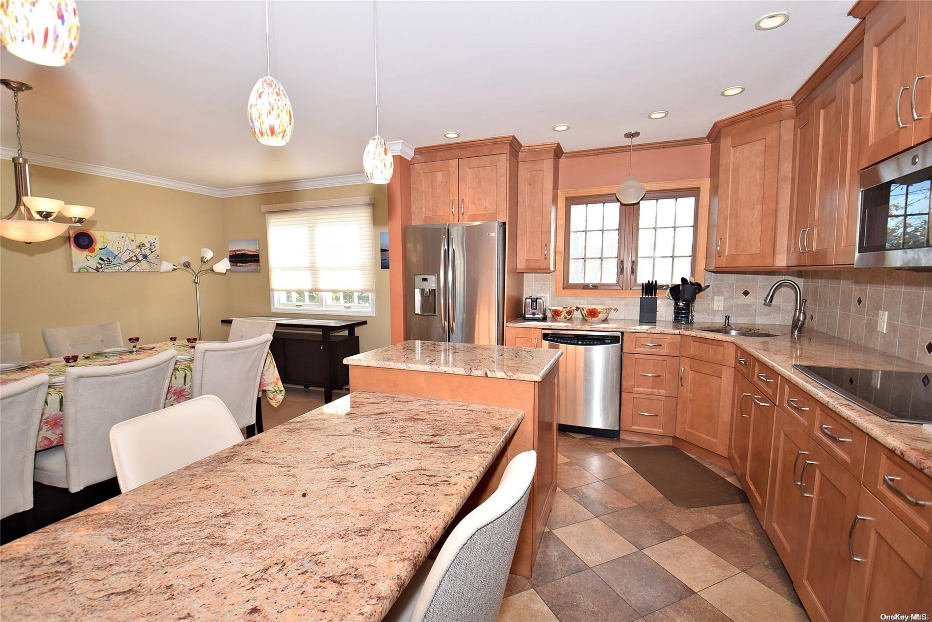 Single Family Mckinley  Nassau County, NY 11510, MLS-L3592924-9