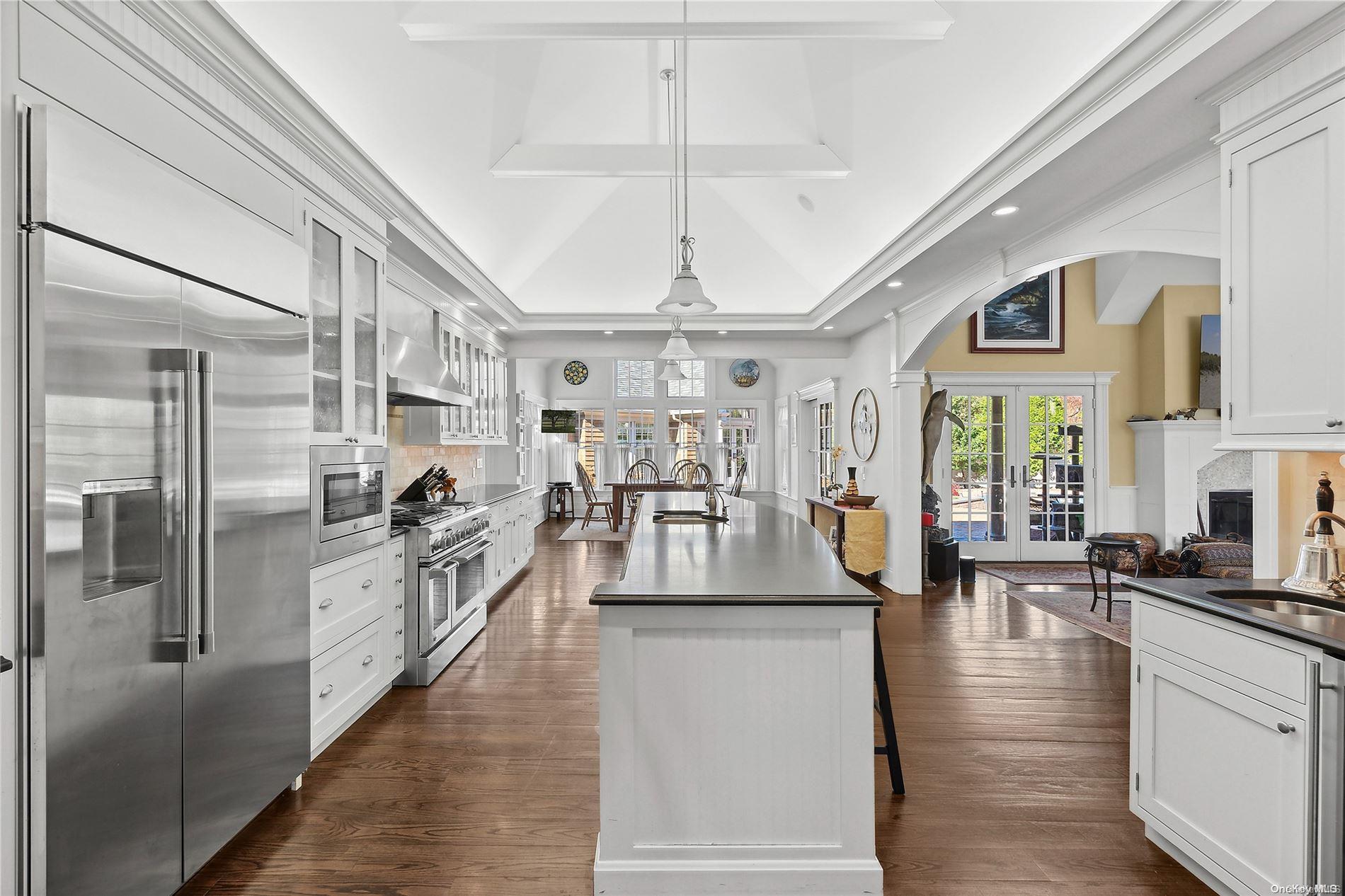Single Family Sunshine  Suffolk County, NY 11964, MLS-L3592958-2