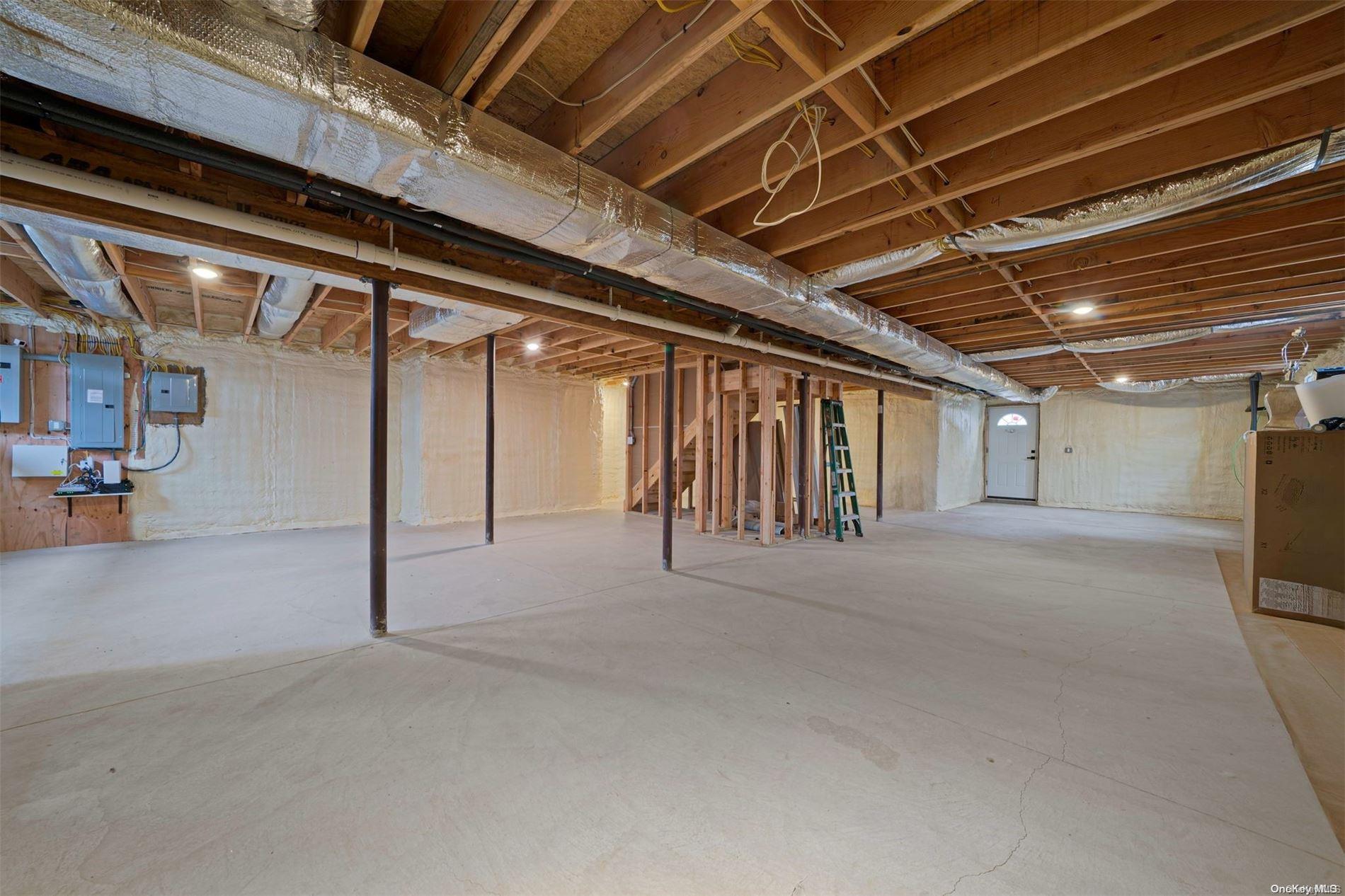 Single Family Sycamore  Suffolk County, NY 11767, MLS-L3592959-20