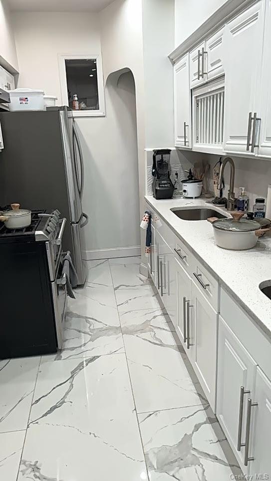 Single Family Jewel  Queens, NY 11367, MLS-L3592989-2