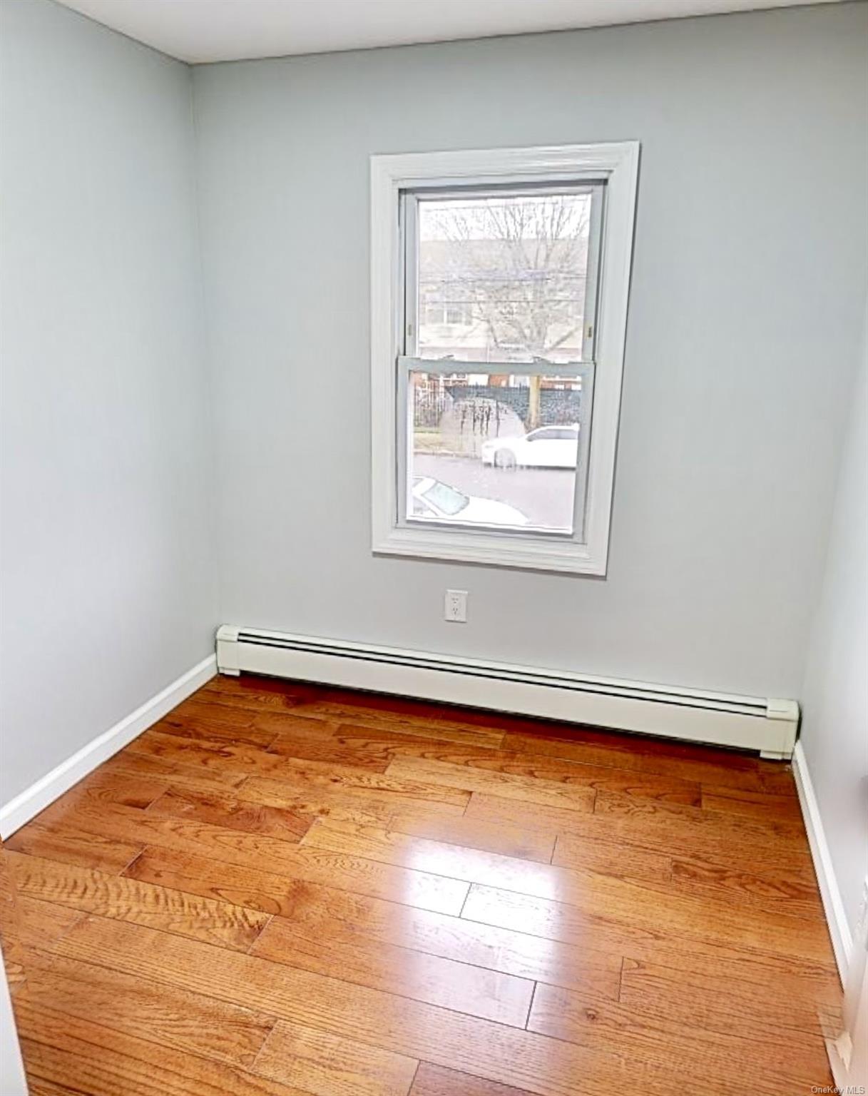 Single Family Laurel  Nassau County, NY 11550, MLS-L3593046-12