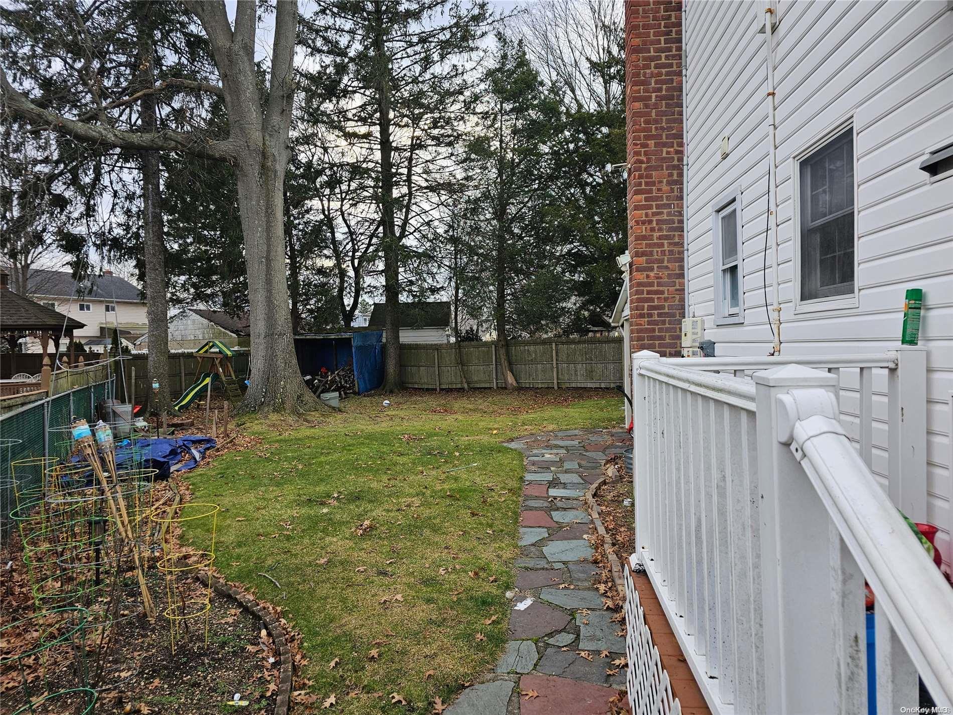 Single Family Patricia  Nassau County, NY 11758, MLS-L3593090-4