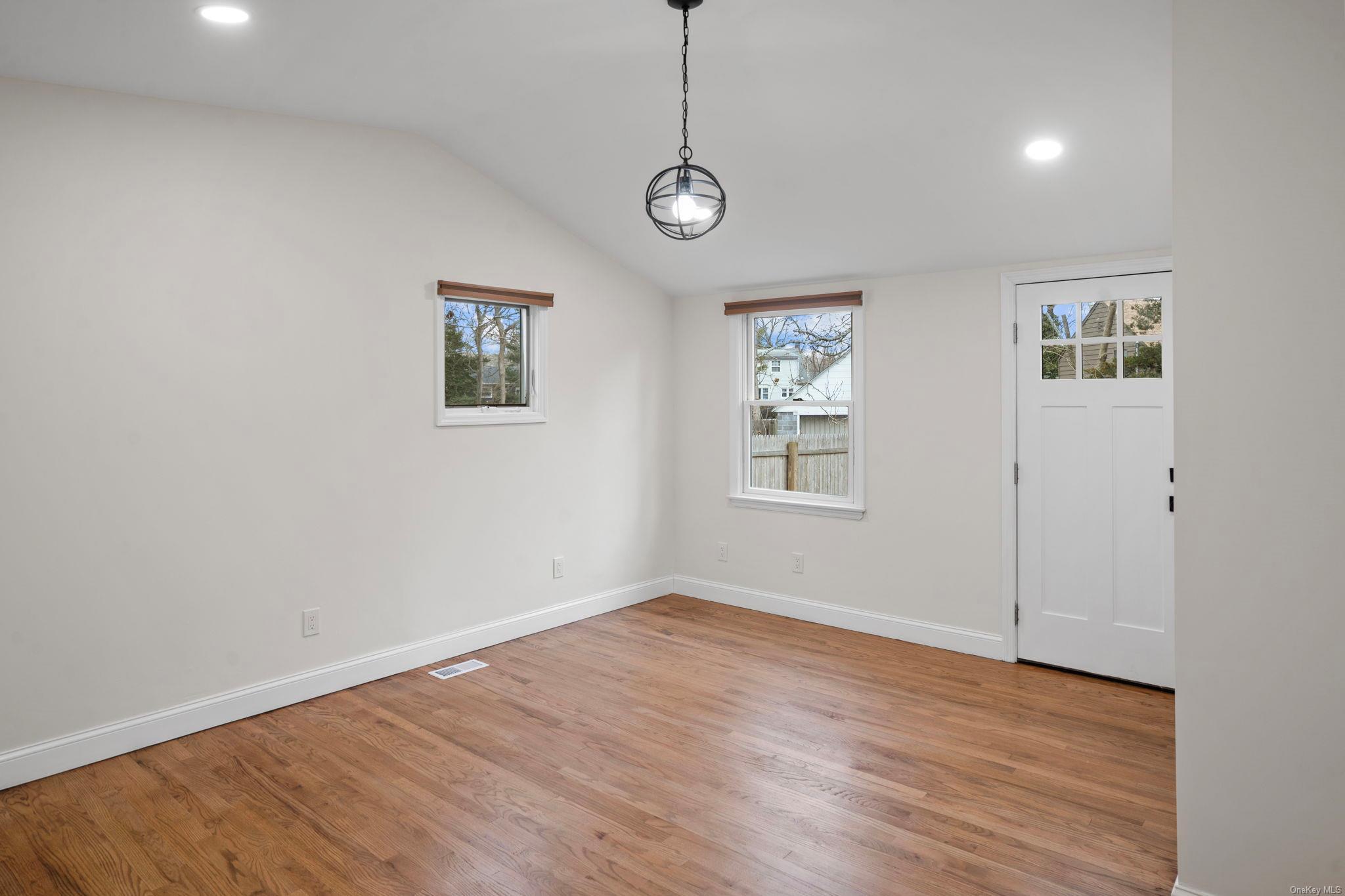 Single Family Northville  Suffolk County, NY 11901, MLS-L3593141-15