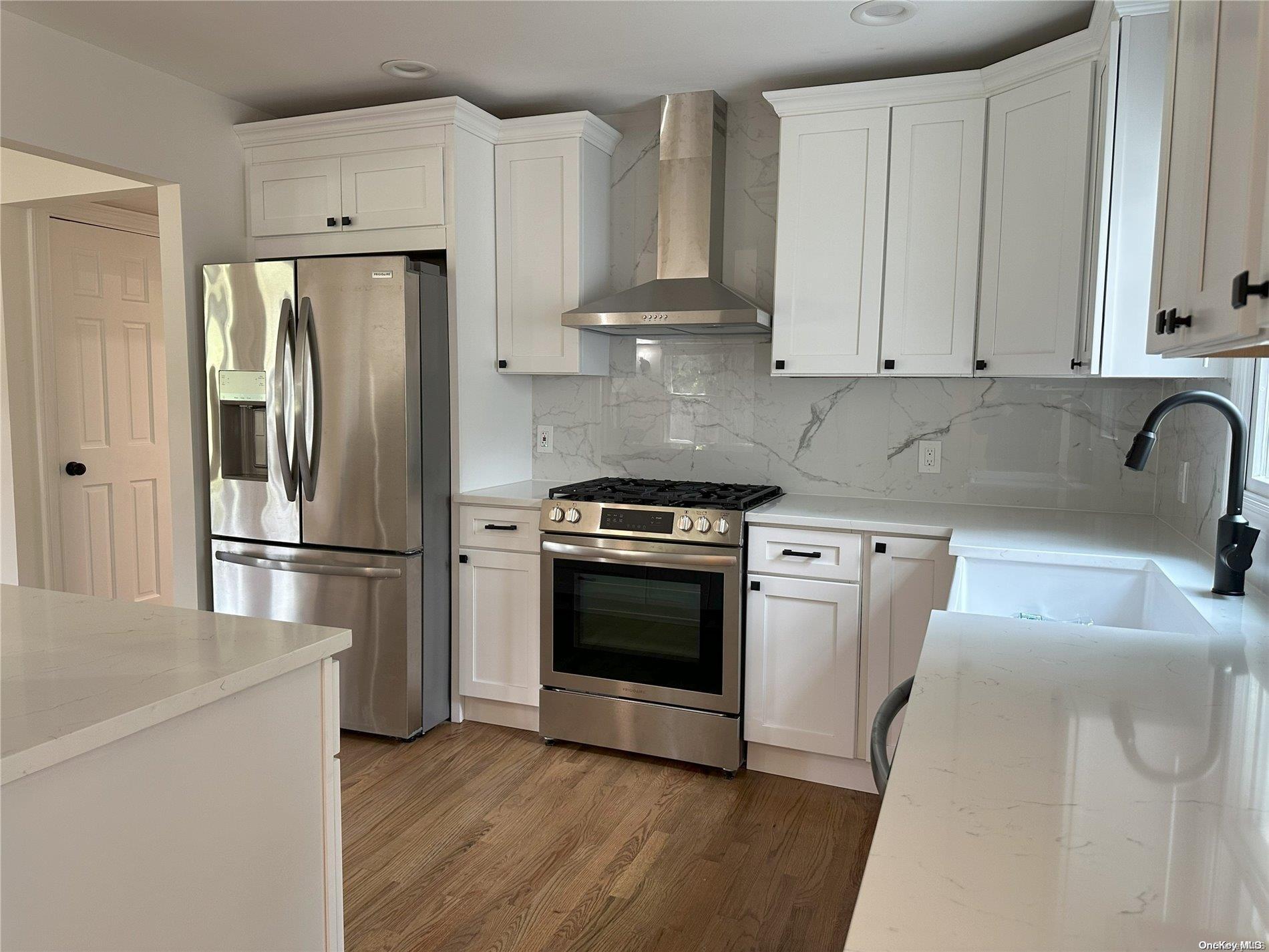 Single Family Northville  Suffolk County, NY 11901, MLS-L3593141-5