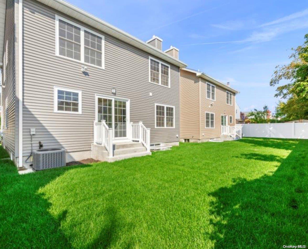 Single Family Beechwood  Nassau County, NY 11575, MLS-L3593153-18