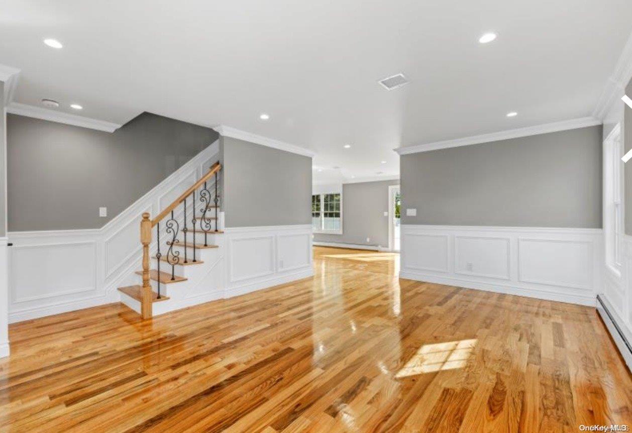 Single Family Beechwood  Nassau County, NY 11575, MLS-L3593153-9