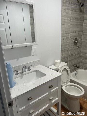 Single Family Port Washington  Suffolk County, NY 11789, MLS-L3593288-12