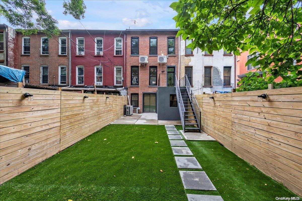 Single Family Halsey  Brooklyn, NY 11233, MLS-L3593292-20