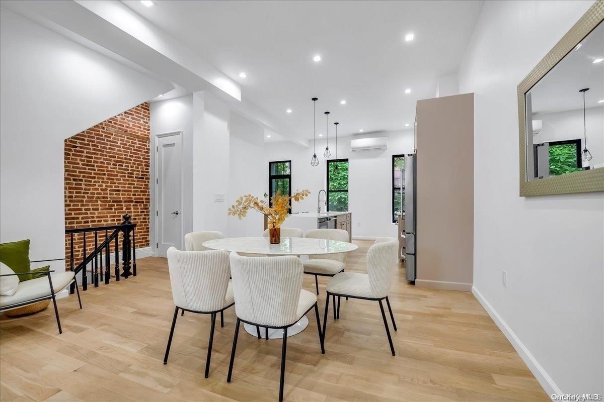 Single Family Halsey  Brooklyn, NY 11233, MLS-L3593292-6