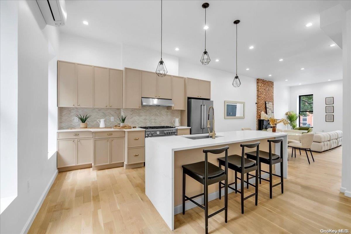 Single Family Halsey  Brooklyn, NY 11233, MLS-L3593292-7