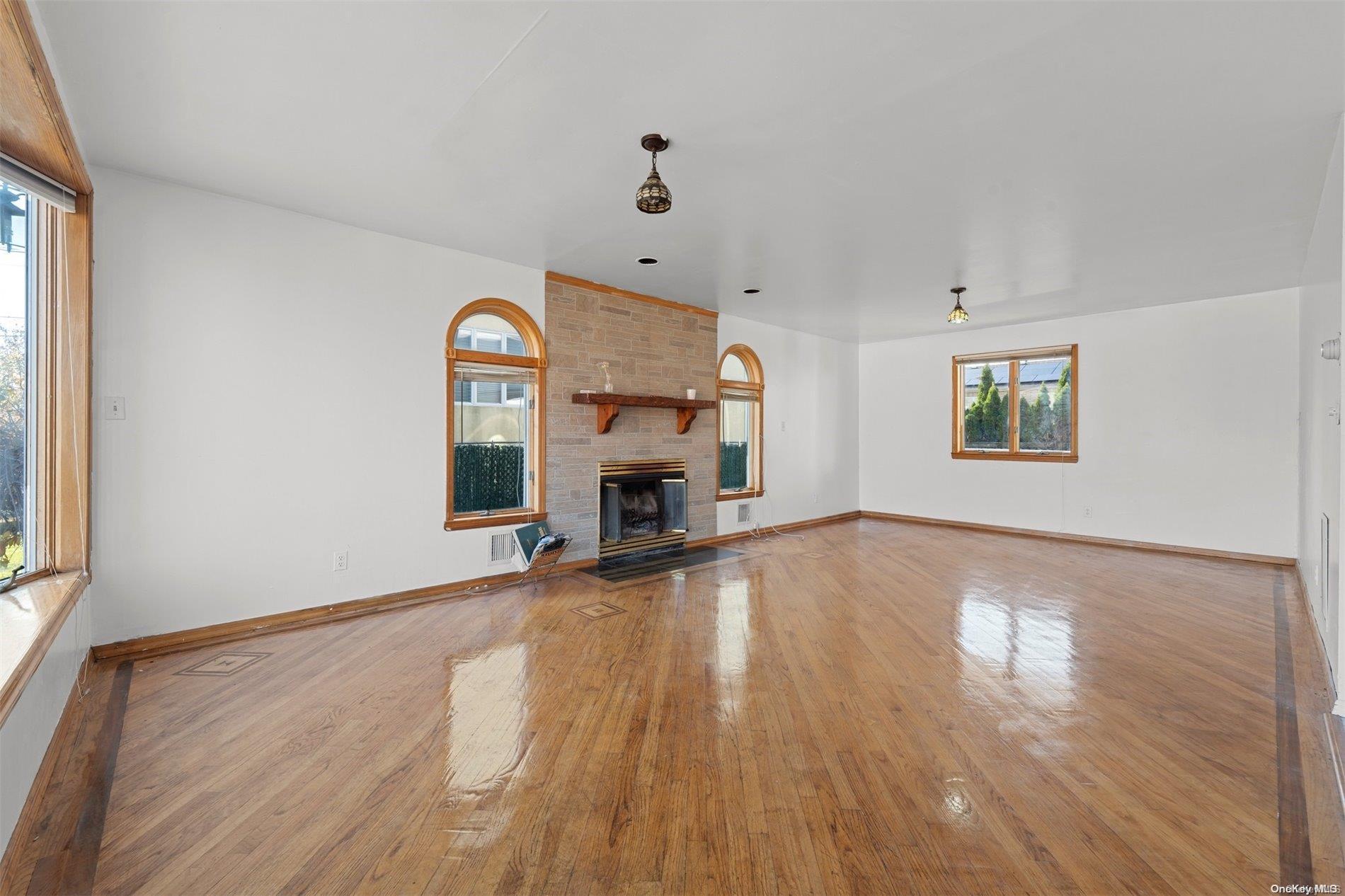 Single Family 74th  Brooklyn, NY 11234, MLS-L3593343-8