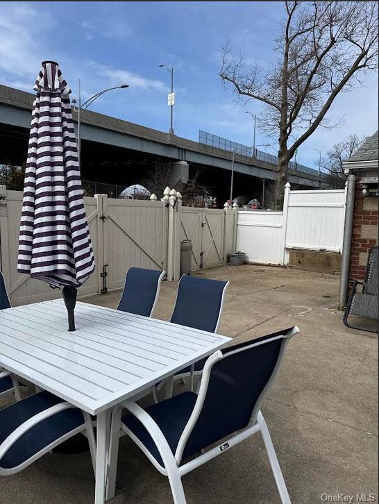 Single Family 4th  Queens, NY 11357, MLS-L3593375-10