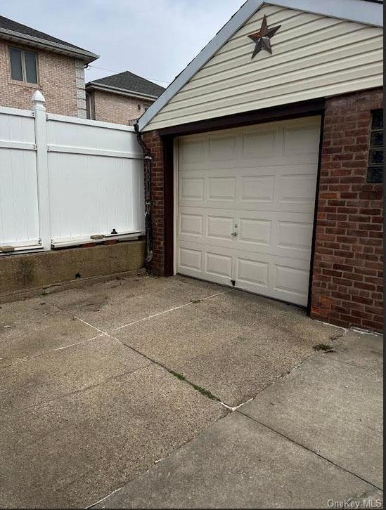 Single Family 4th  Queens, NY 11357, MLS-L3593375-11