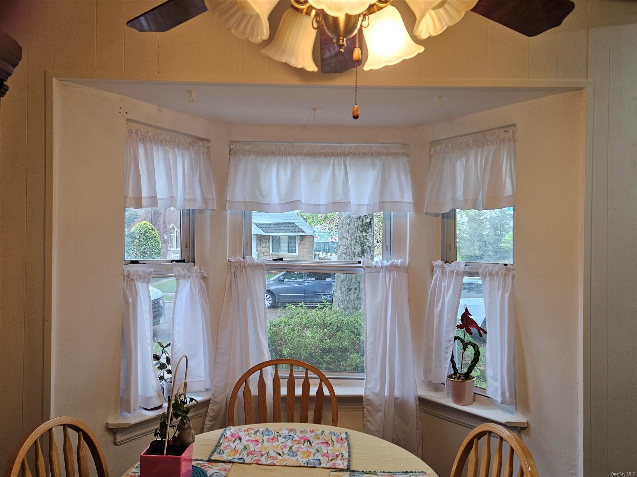 Single Family 4th  Queens, NY 11357, MLS-L3593375-4