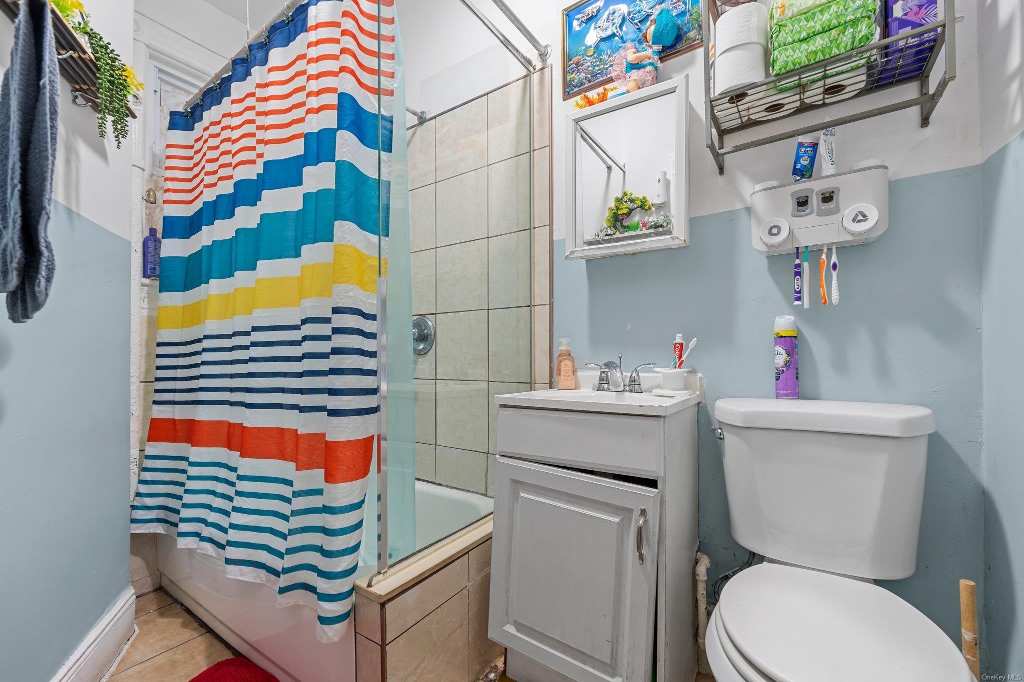 Single Family 108th Queens, NY 11368, MLS-L3593387-18