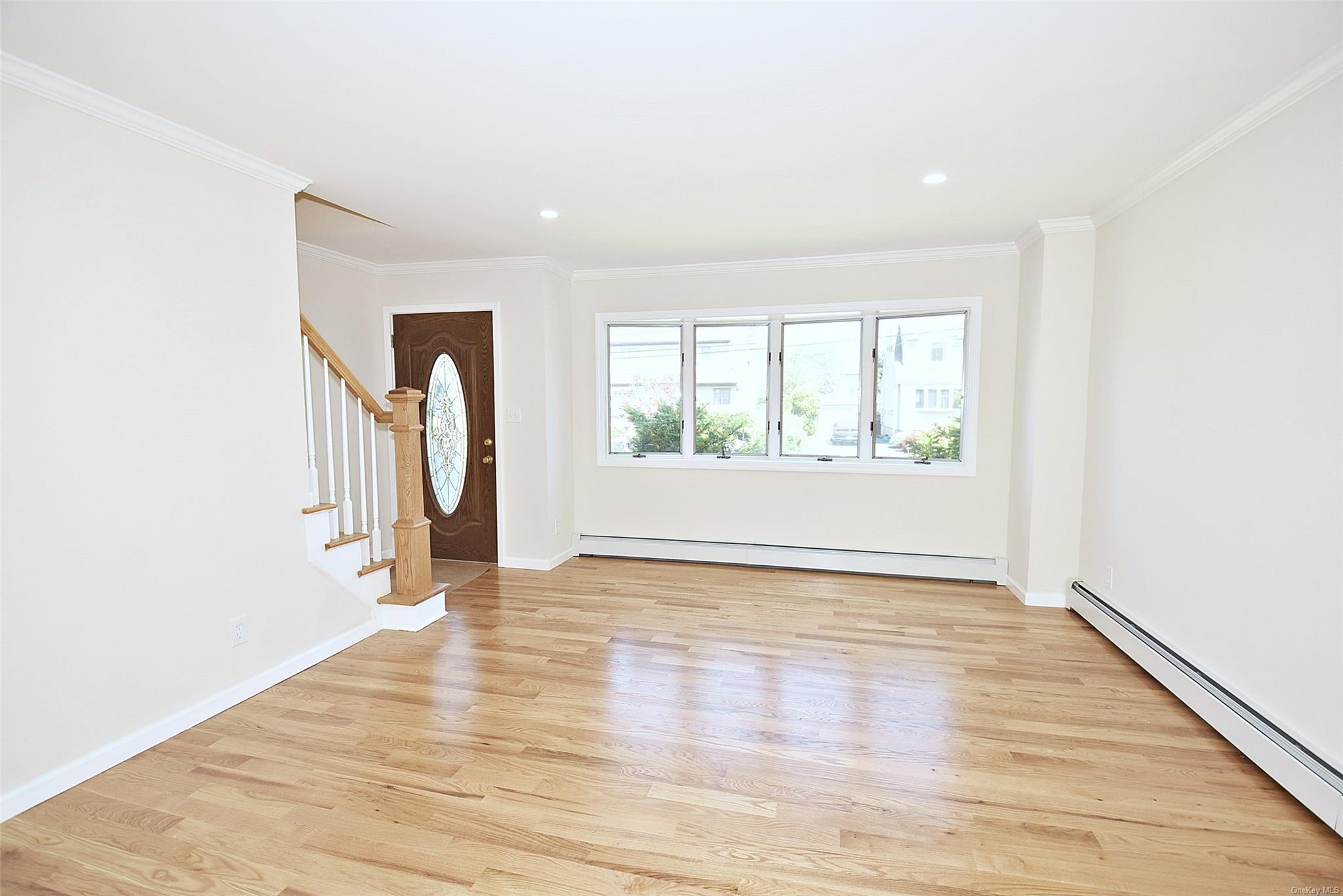 Single Family Karen  Suffolk County, NY 11704, MLS-L3593396-14