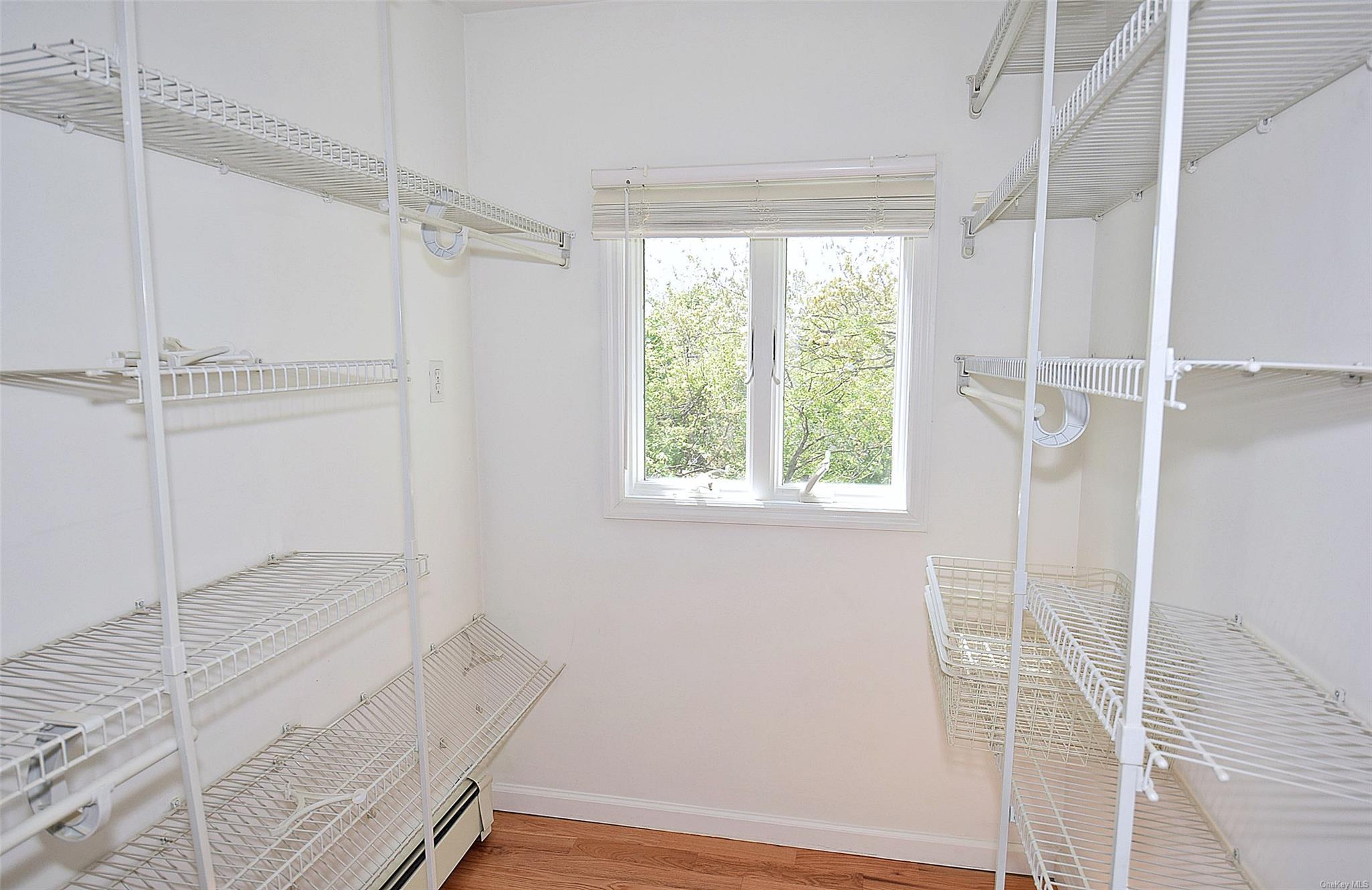 Single Family Karen  Suffolk County, NY 11704, MLS-L3593396-18