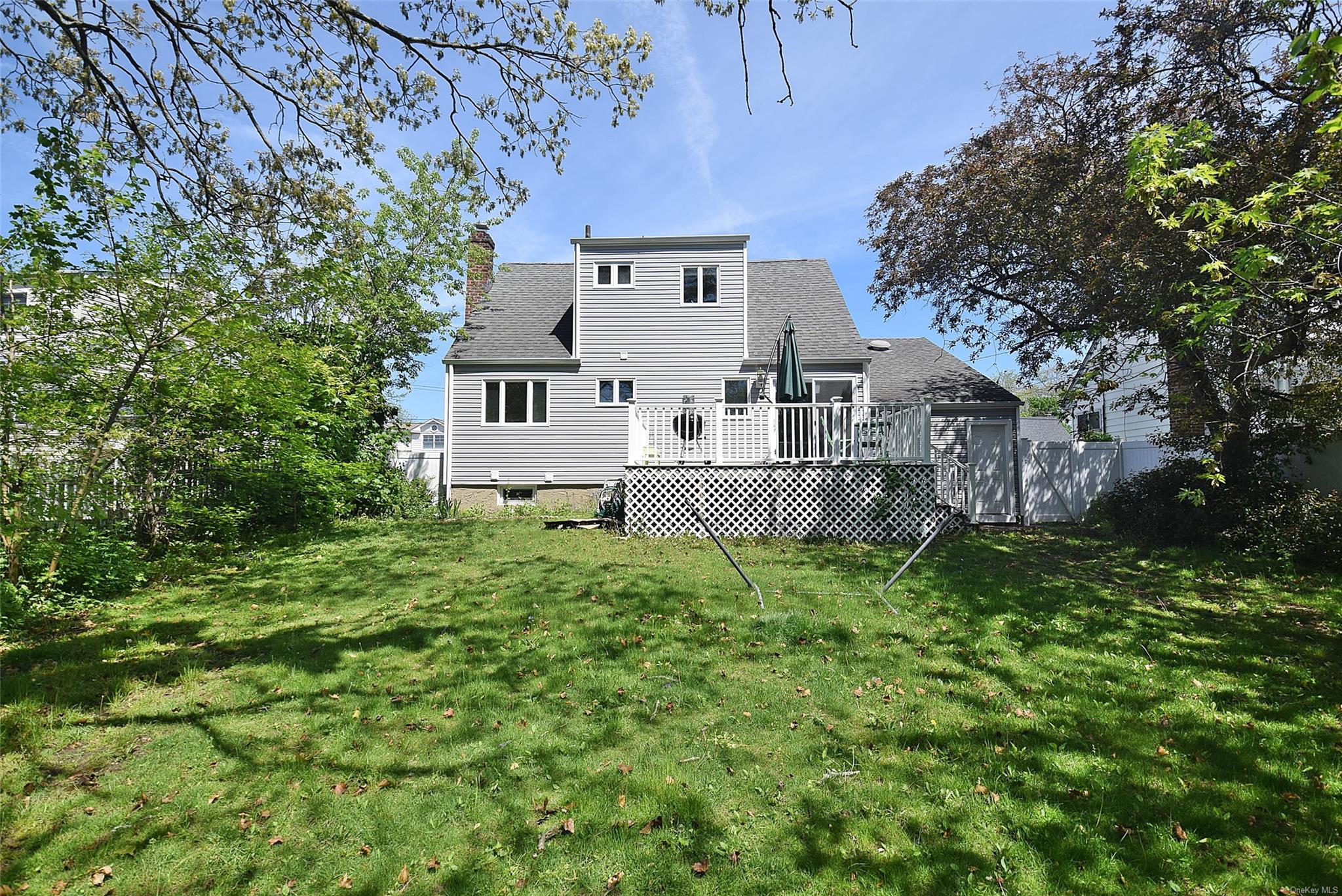 Single Family Karen  Suffolk County, NY 11704, MLS-L3593396-24