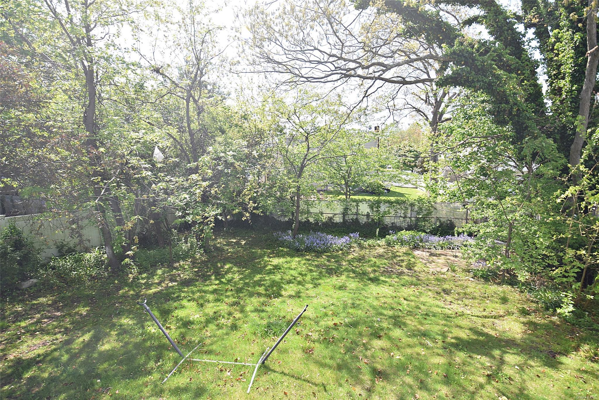 Single Family Karen  Suffolk County, NY 11704, MLS-L3593396-26