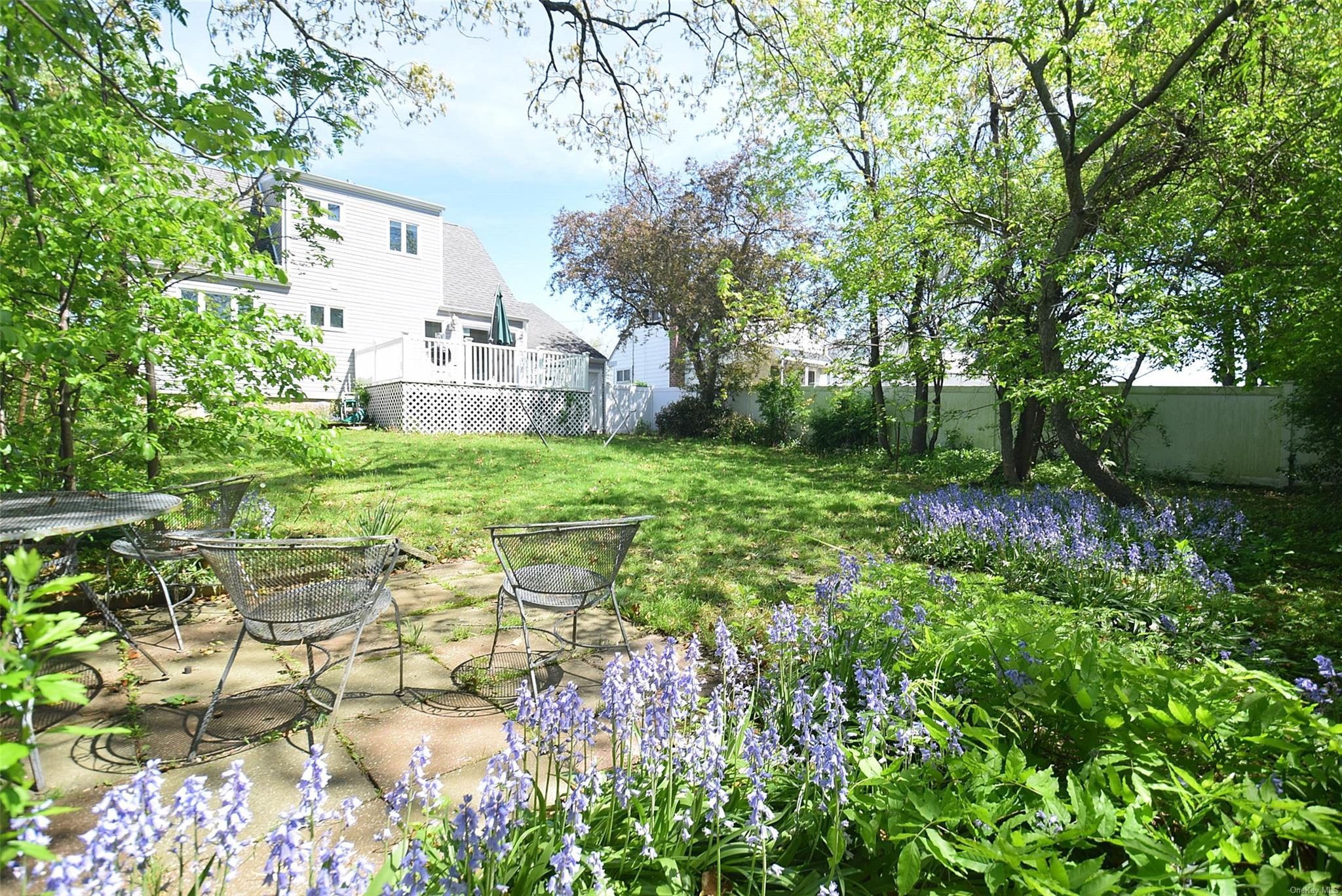 Single Family Karen  Suffolk County, NY 11704, MLS-L3593396-28