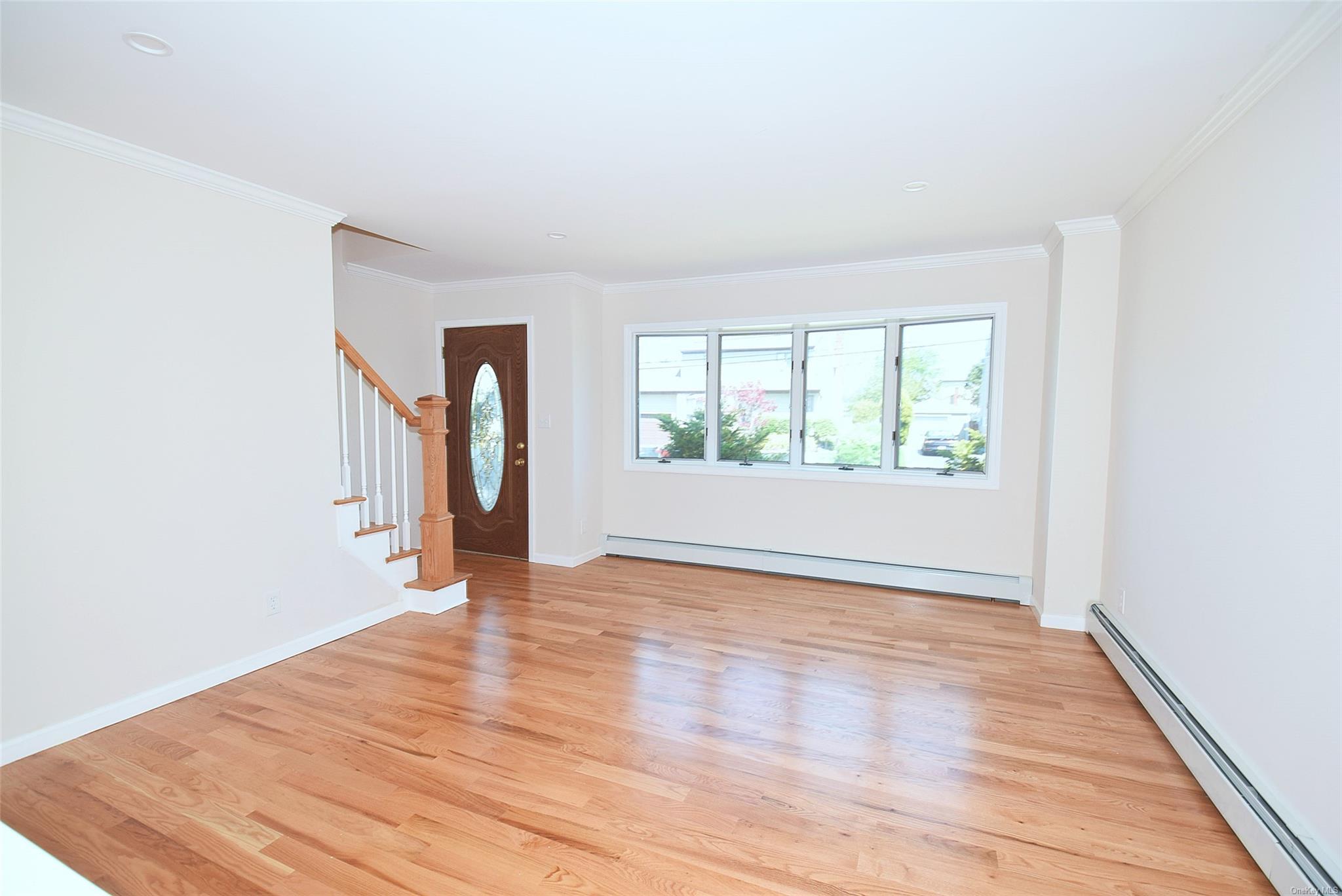 Single Family Karen  Suffolk County, NY 11704, MLS-L3593396-4